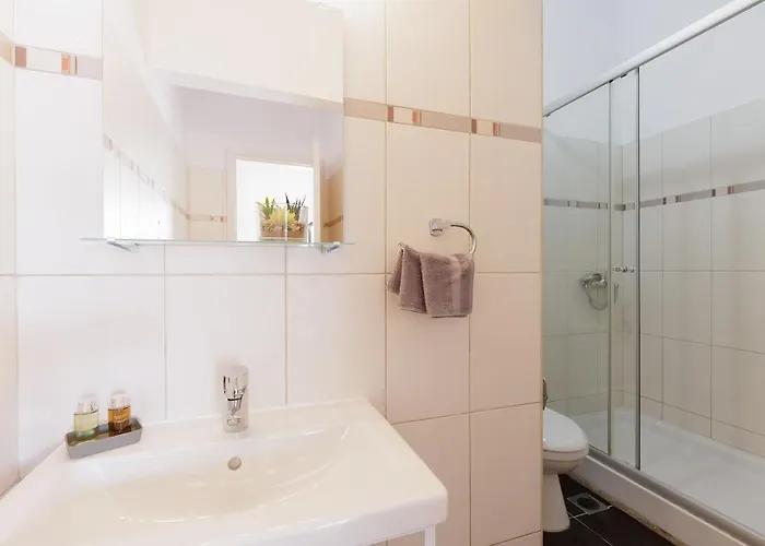 By Konnect, Apartament Ýpsos